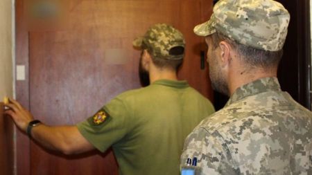 Вже офіційно: ТЦК отримало право мобілізувати заброньованих