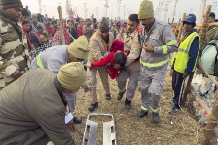 Трагедія на релігійному святі: біля річки загинули 30 людей