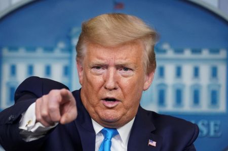 Трамп погрожує Україні “проблемами” за відмову від угоди з ресурсами