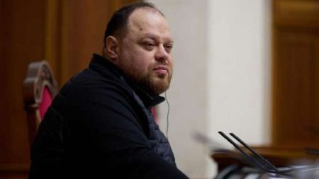 Стефанчук захищається від нардепів: повернув практику часів Януковича