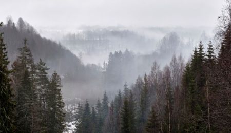 На вихідних в Україну повертається справжня зима: де будуть люті морози