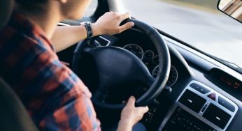 У Харкові теща екскерівника районного ТЦК купила люксові автівки: ціна вражає