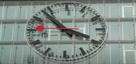 У березні знову переводимо годинник: “заморозка” часу скасовується