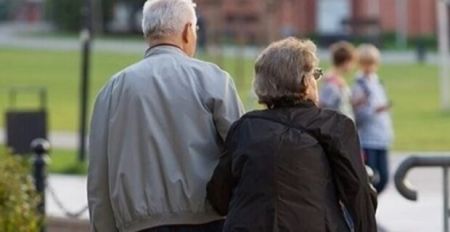 Пенсіонери отримають виплати: кому “капатиме” 3 тисячі гривень щомісяця