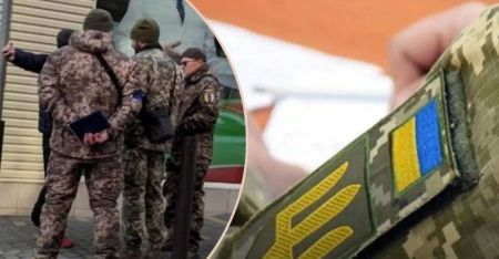 У Дніпрі чоловік потрапив під авто, тікаючи від ТЦК та поліції – відео