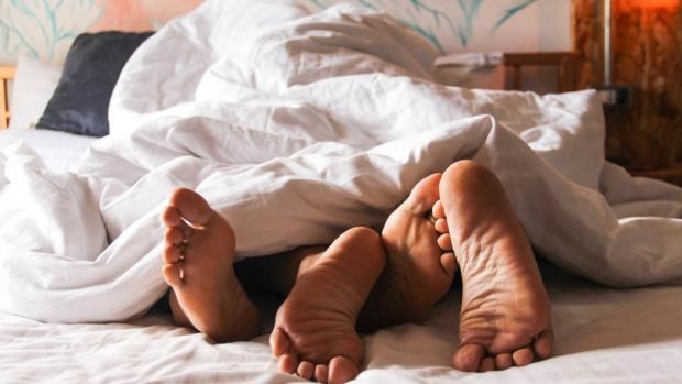 Оце так! Вчені виявили зв’язок між сексом і ризиком захворювання на рак