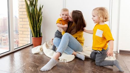 Чи можна продати квартиру, якщо там прописані діти: закон і нюанси