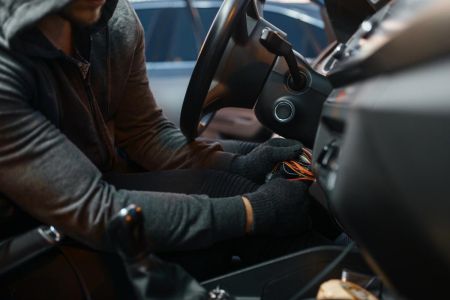 Як завадити злочинцям викрасти ваше авто: колишній поліцейський поділився дієвими порадами