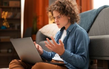 Штраф і навіть в’язниця? Як можуть покарати за погрози в інтернеті