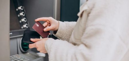 ПриватБанк оновив умови одного зі своїх тарифів: скільки потрібно платити