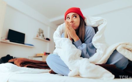 Чому вам завжди холодно: лікарі назвали поширені причини та способи подолання дискомфорту