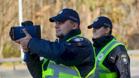 Навіть якщо летів 100: поліції заборонили штрафувати через погану погоду