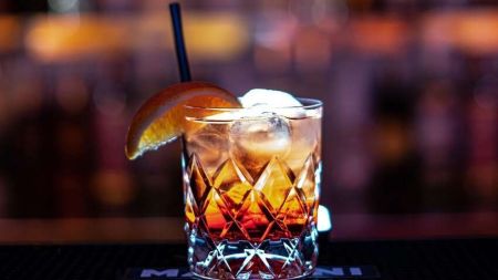 Алкоголь та онкологія: розвиток яких видів раку провокують міцні напої