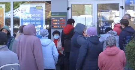 Українським пенсіонерам перерахують виплати з 1 квітня: кому чекати підвищення