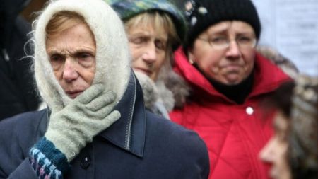 Для економії бюджету деяким пенсіонерам обмежать та скоротять виплати