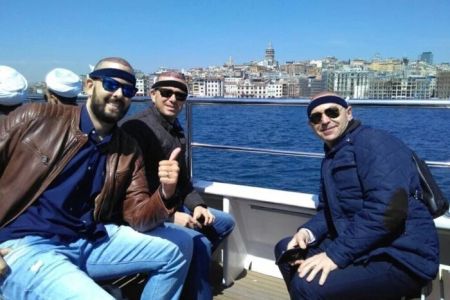 Туристи з бинтами на головах принесли мільярди доларів економіці Туреччини