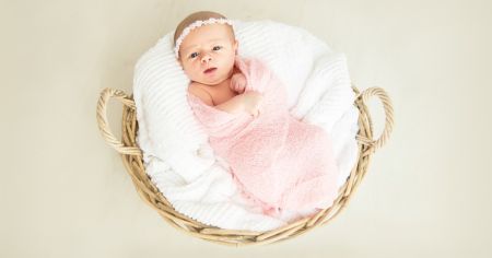 Народилася перша у світі дитина, яку зачав робот зі штучним інтелектом