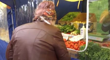 Овочі під 200 грн, фрукти та ягоди – 1000 за кіло: ціни на продукти зірвалися з котушок