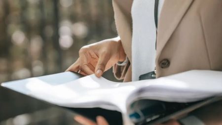 Податкова отримає дані про банківські рахунки українців: що передбачає законопроєкт