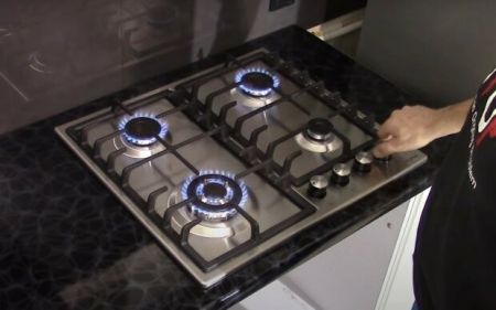 Готуйте гроші, якщо у вас вдома газова плита чи колонка: термінове попередження “Нафтогазу”