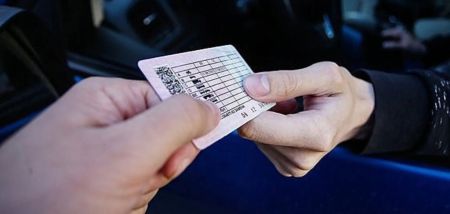 Водійські права з фейкового сайту: як не натрапити на аферистів при обміні посвідчення