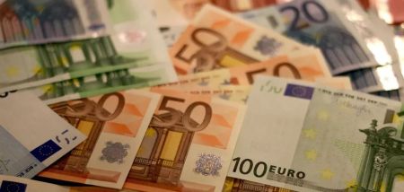 Такого з євро в Україні ще не було: офіційний курс оновив історичний рекорд