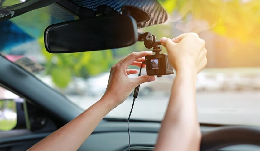 Відеореєстратори під час війни: водіїв попередили про приховану небезпеку