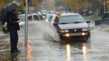 267 тисяч гривень штрафу: водіїв жорстко карають за окроплення пішохода