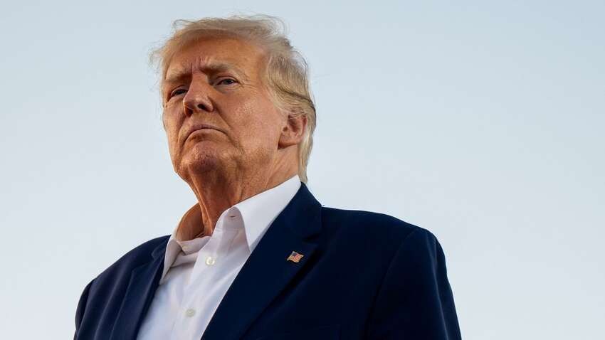 Вона зробила це з портретом Трампа: армія США відсторонила командувачку військової бази