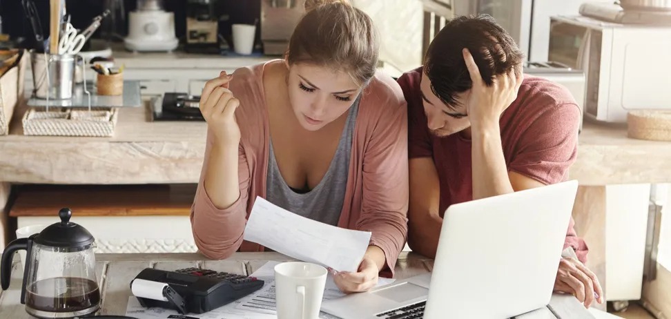 Що буде з тарифами на світло та газ: українцям розповіли, скільки треба буде платити