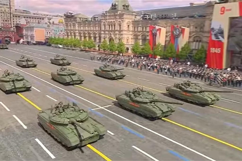 Лякаюче свято війни: британський журналіст поділився враженнями від параду в Москві