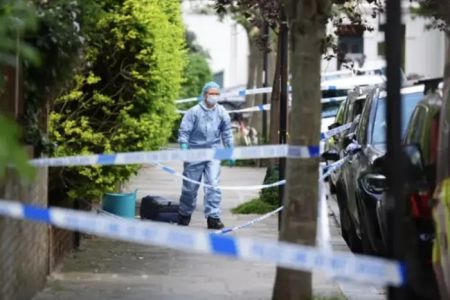 Пожежі в будинках прем’єра Британії: усі три підозрювані з України