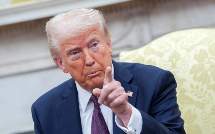 Тричі одружений Трамп дав пораду Макрону після “ляпаса” від дружини