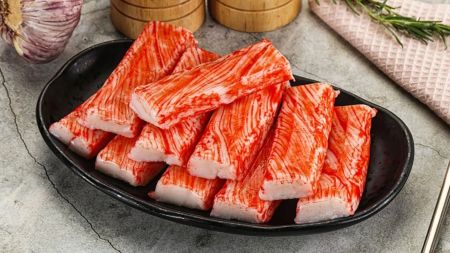 Краще не купувати: що таке крабові палички насправді і як нас дурять виробники