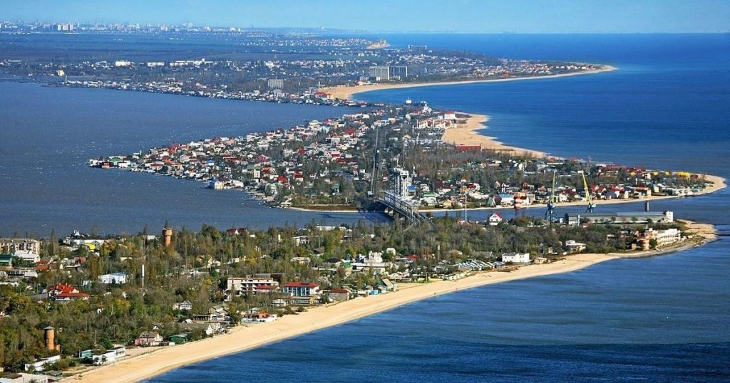 Популярний український курорт раптово залишився без води: причина у грошах