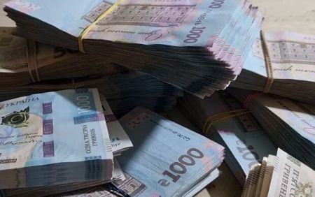 Нові доленосні виплати для українців: хто може отримати 500 000 гривень та як