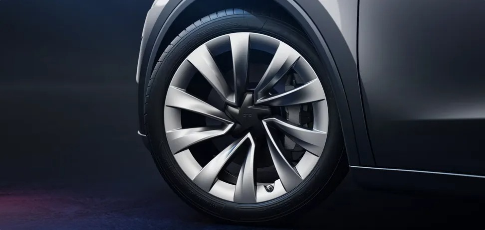 Українці масово купують старі авто з США: скільки коштує найпопулярніша модель