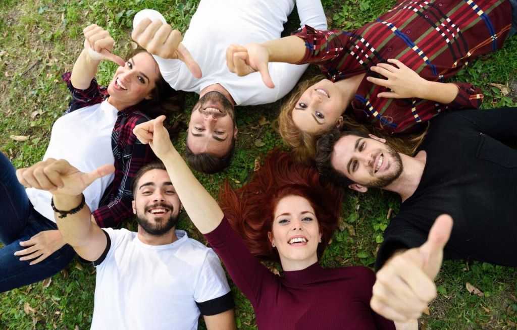 Стало відомо, чому деякі країни щасливіші за інші