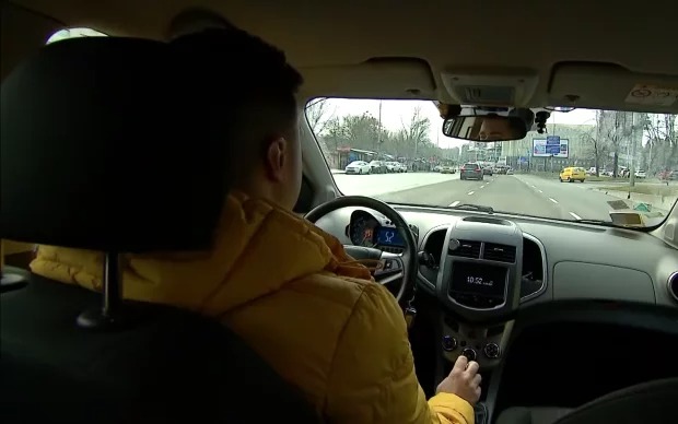 Можуть вліпити не один штраф: в Україні змінилися важливі правила для водіїв