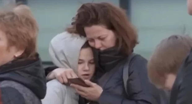 Українських біженців розвернуть додому: у Європі стомилися від мігрантів