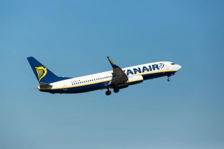 Турист придумав, як пронести на борт літака Ryanair багаж на 20 кілограмів