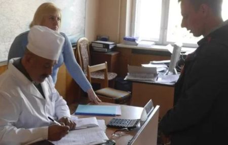 Хворі стають здоровими: українцям масово анулюють діагнози – ВЛК закінчується повістками