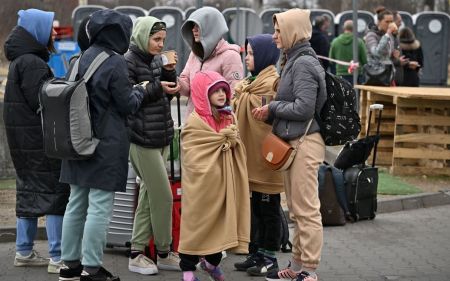 Нідерланди подвоять плату за притулок для українців, які працюють