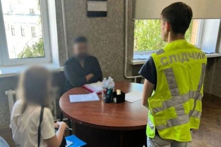 У Києві викрили схему продажу іспиту іноземним студентам за $9 тисяч
