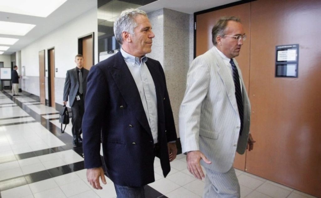 «Справа Епштейна» розсварила команду Трампа — всередині адміністрації спалахнув конфлікт