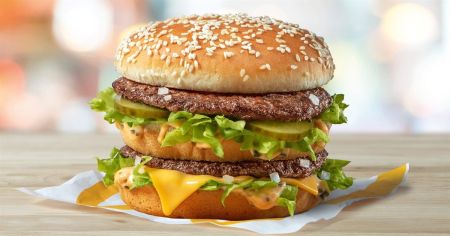 “Індекс Біг Мака” показав, що долар має коштувати 22 грн