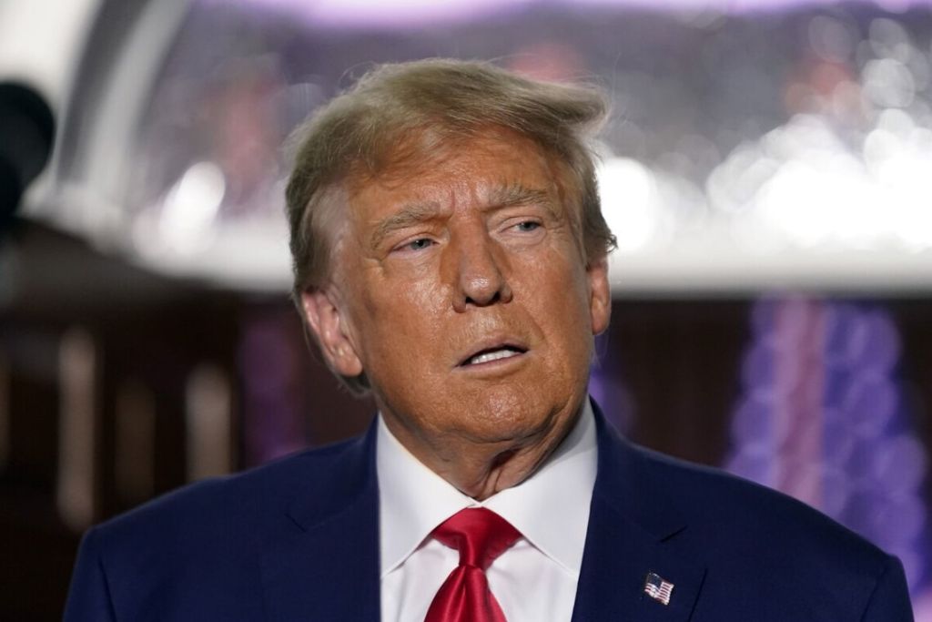 Трамп вимагає підняти мита на європейські товари до 20%: ЄС готує удар у відповідь