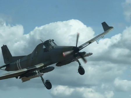 В України з’явився бойовий “кукурудзник”, оснащений ракетами