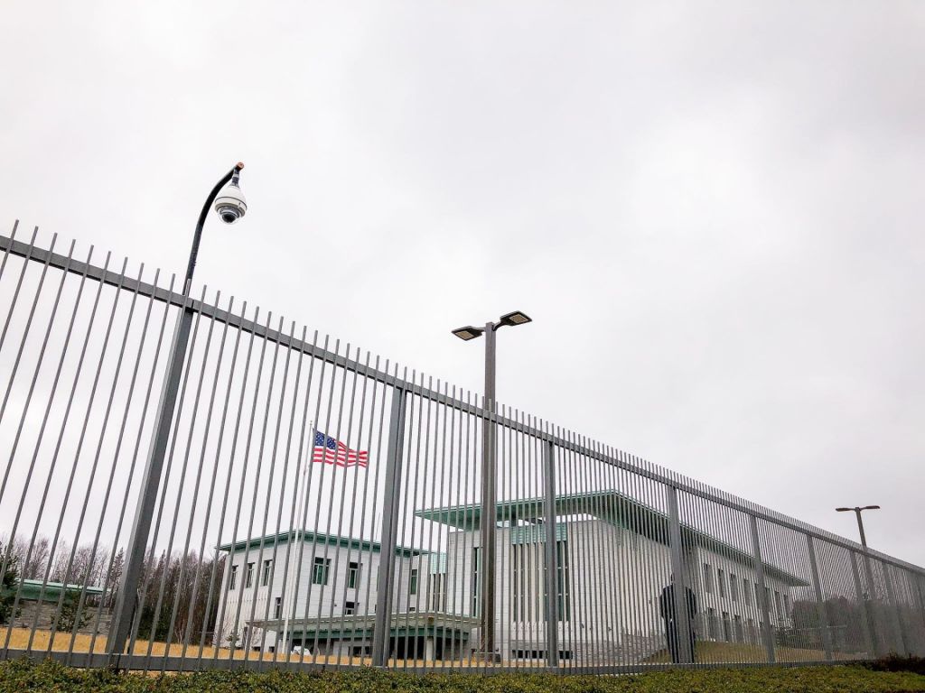 У Норвегії арештували охоронця посольства США: шпигував на Росію та Іран