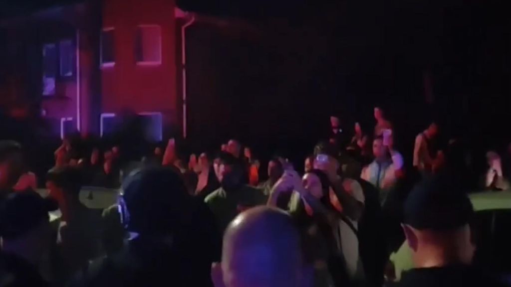 Скандал у Вінниці: ТЦК прокоментував масові заворушення біля стадіону